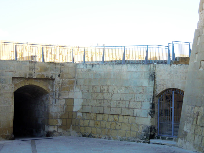 DSCN1864 - Fortifications of  Birgu - Malta